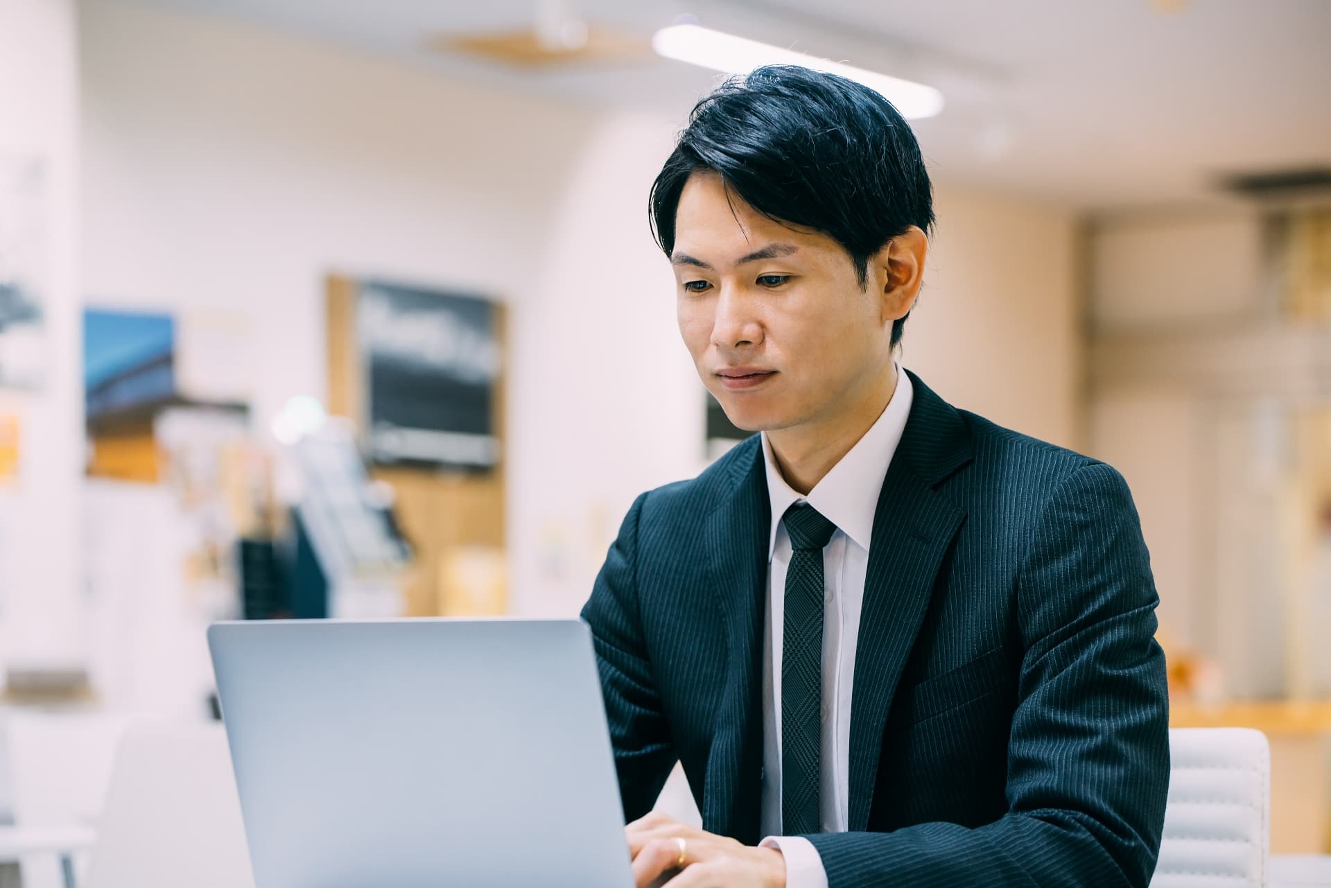 名刺をパワ－ポイントで作成する際のテンプレート活用法