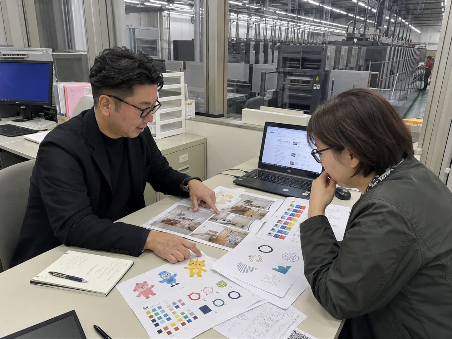 専門業者とコンビニのチラシ印刷の違い
