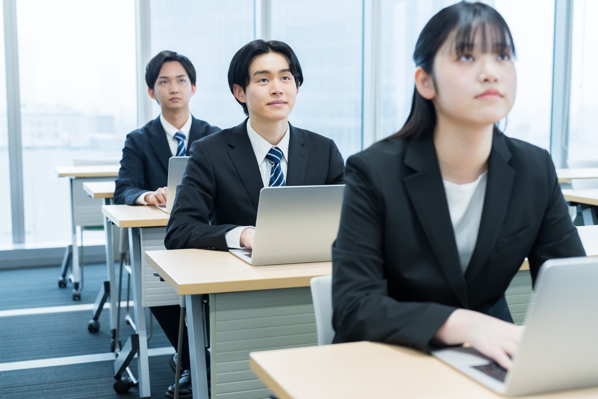 採用パンフレットの活用方法