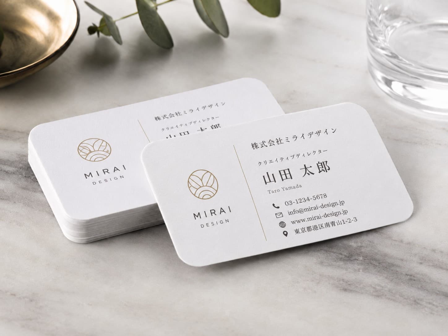 ショップカード作成のポイント｜おすすめの加工や用紙、印刷会社への依頼費用も解説